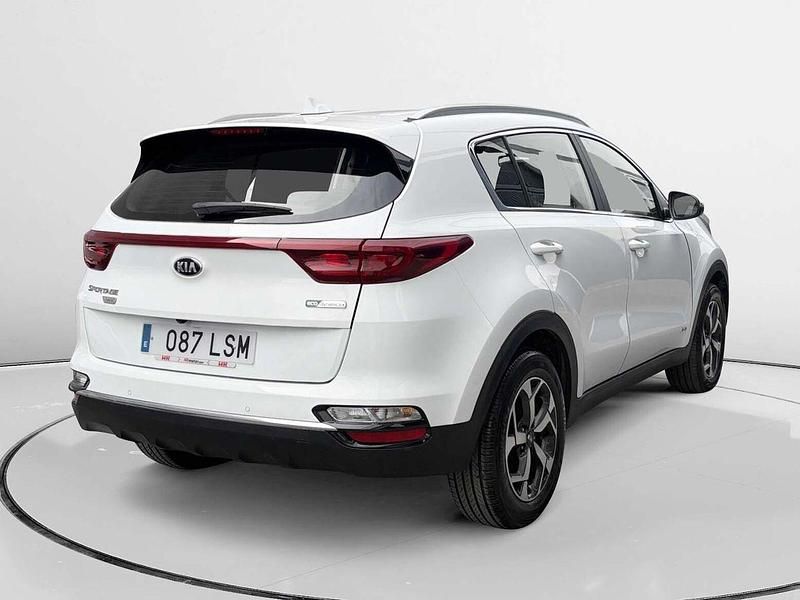 Usado Kia Sportage 136 CV (100 kW) 2021 Blanco SUV