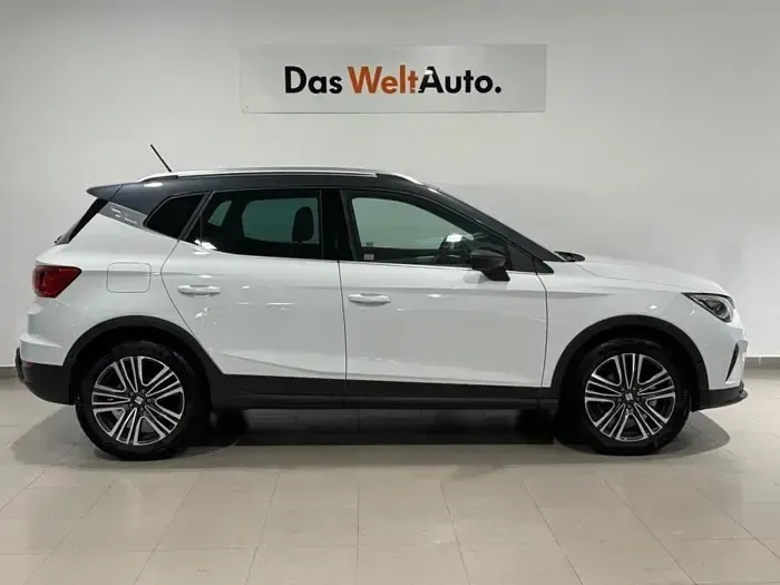 Usado Seat Arona FR 115 CV (84 kW) 2024 Blanco SUV
