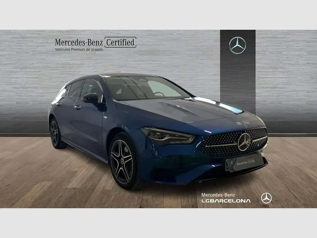 Usado Mercedes CLA250e 218 CV (160 kW) 2025 Azul Coupe