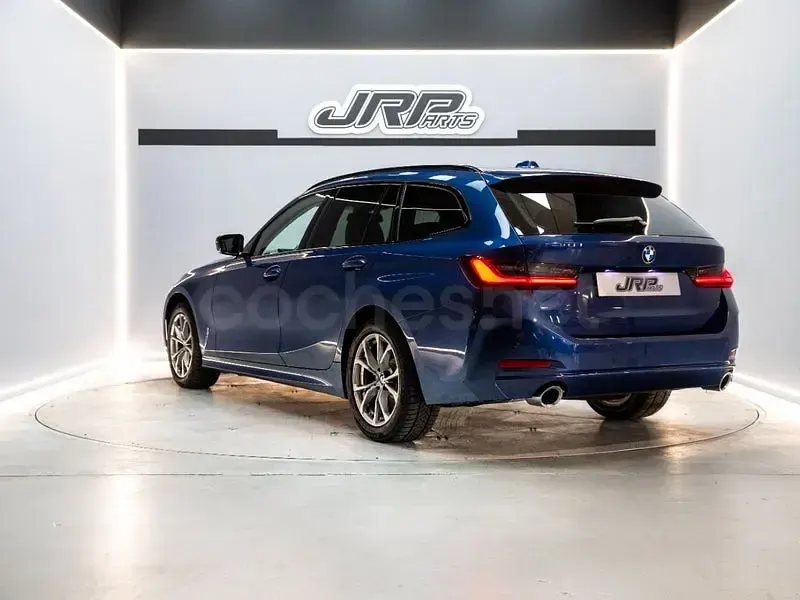 Usado BMW 320e Shadowline 190 CV (139 kW) 2023 Azul Familiar