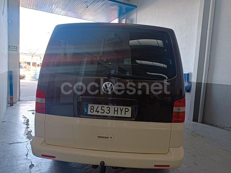 Occasion VW Caravelle Trendline 130 ch (95 kW) 2009 Beige Van
