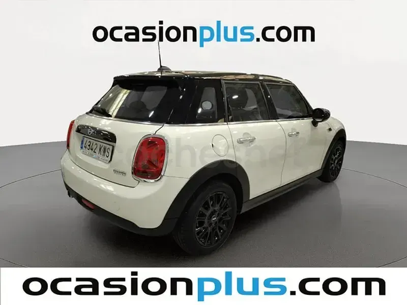 Usado Mini Cooper 136 CV (100 kW) 2019 Blanco Utilitario