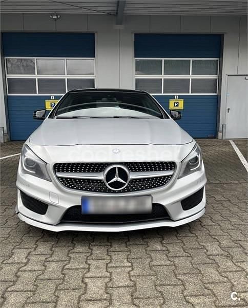Usado Mercedes CLA220 170 CV (125 kW) 2015 Gris / plata Berlina