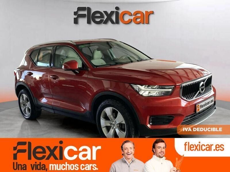 Rojo Usado 2019 Volvo XC40 Momentum SUV | 23.490 € (Precio justo) - Imagen 1/4