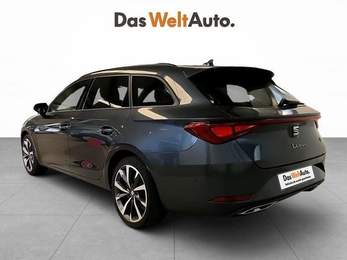 Gris Usado 2021 Seat Leon ST FR Familiar | 23.490 € (Un poco caro) - Imagen 1/4