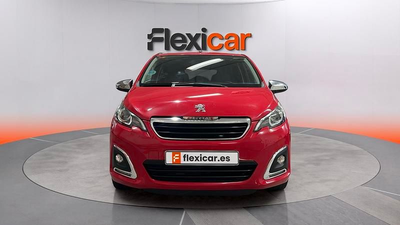 Usado Peugeot 108 Active 72 CV (52 kW) 2021 Rojo Utilitario