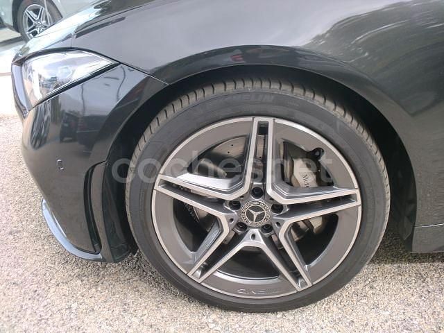 Usado Mercedes CLS350 286 CV (210 kW) 2019 Gris / plata Berlina