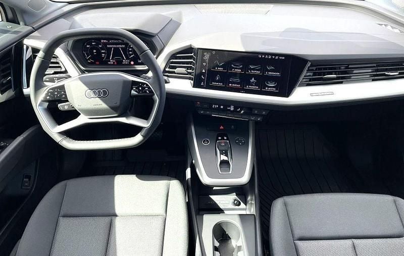 Nuevo Audi Q4 e-tron Sport 209 kW (285 CV) 2025 Gris tifón metalizado SUV