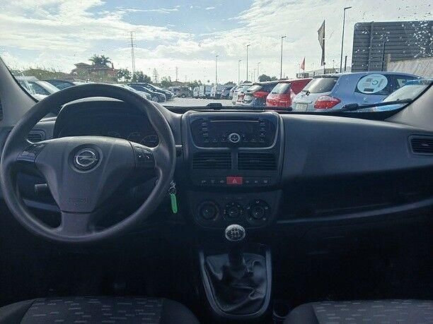 Usado Opel Combo Expression 95 CV (69 kW) 2018 Blanco Monovolumen