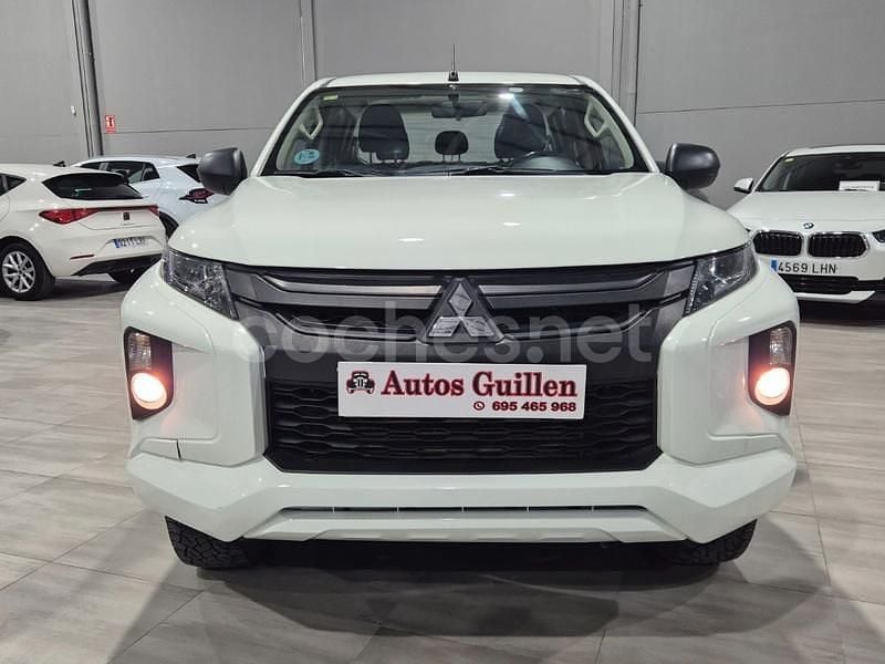Usado Mitsubishi L200 150 CV (110 kW) 2022 Blanco Pickup/Camioneta