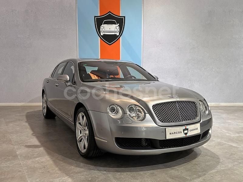 Usado Bentley Continental Flying Spur 552 CV (405 kW) 2008 Gris / plata Berlina