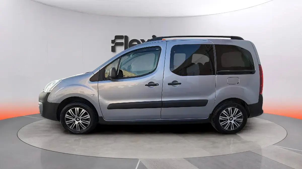 Usado Peugeot Partner 110 CV (80 kW) 2018 Gris Monovolumen