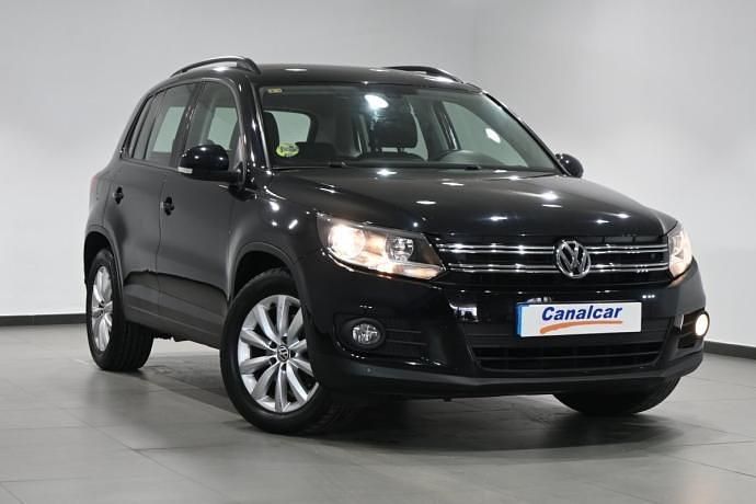 Usado VW Tiguan 140 CV (102 kW) 2014 Negro SUV