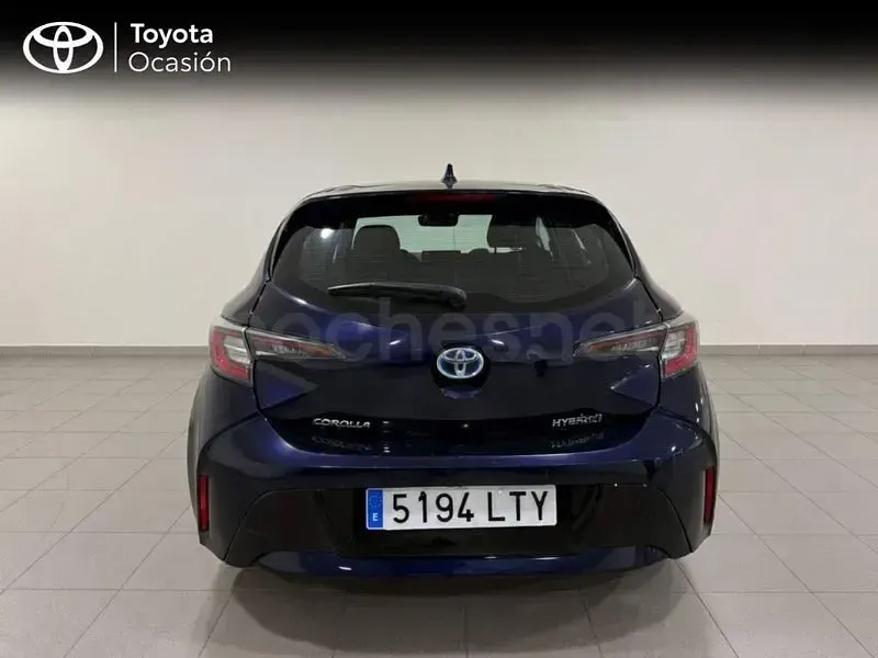 Usado Toyota Corolla Active 122 CV (89 kW) 2021 Azul Berlina