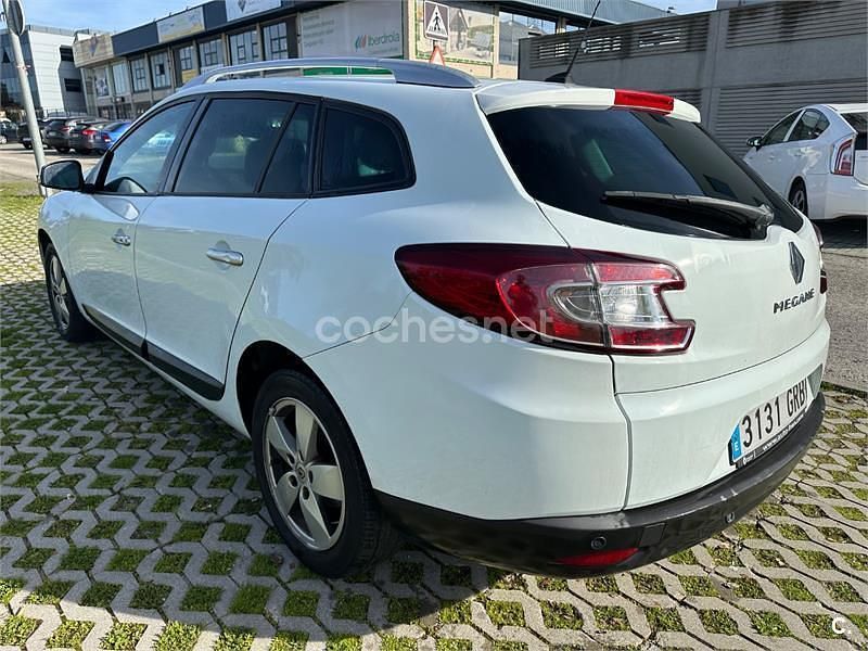 Usado Renault Mégane GrandTour Expression 105 CV (77 kW) 2009 Blanco Familiar