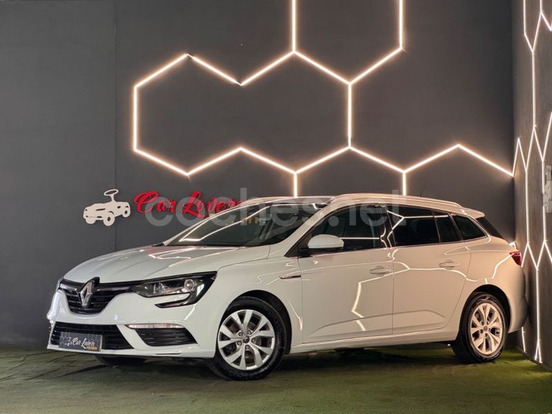 Usado Renault Mégane GrandTour LIMITED 95 CV (69 kW) 2019 Blanco Familiar