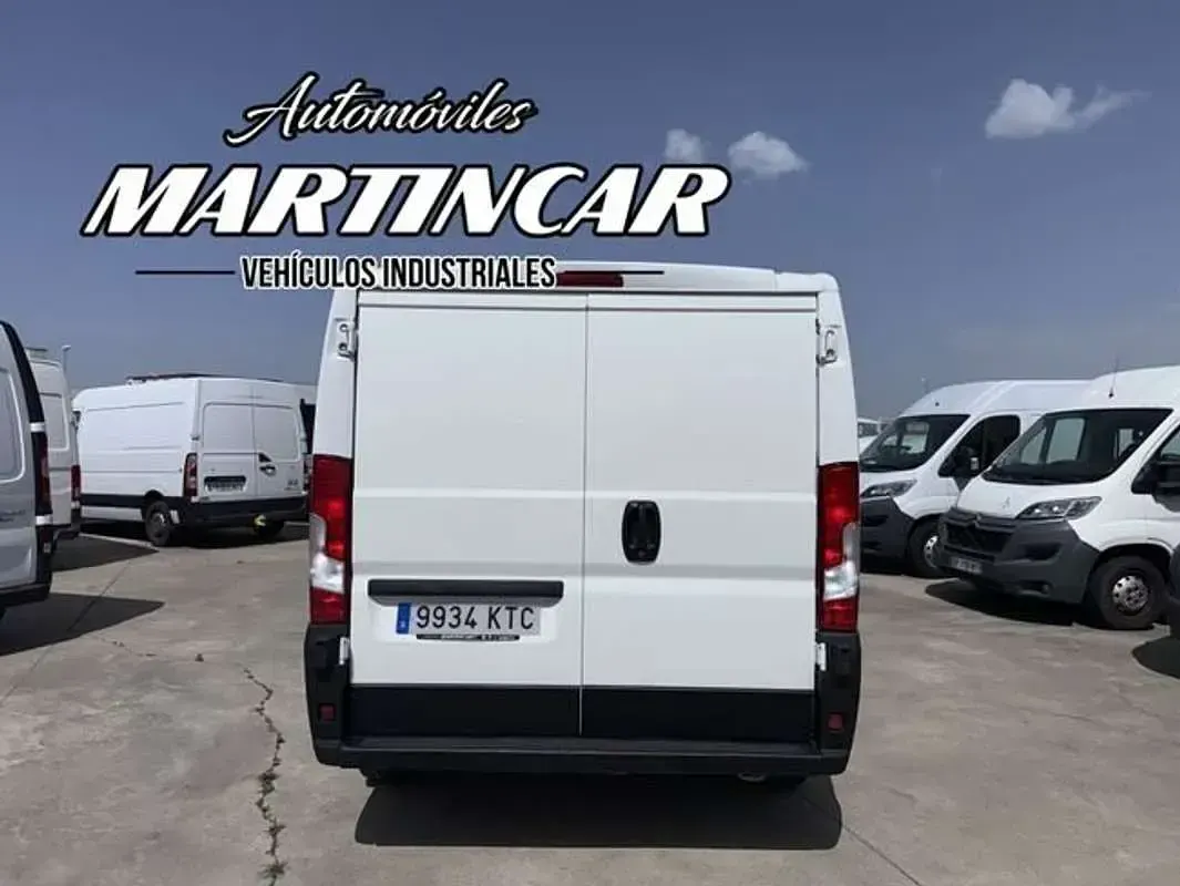 Usado Peugeot Boxer 82 CV (60 kW) 2018 Blanco Van