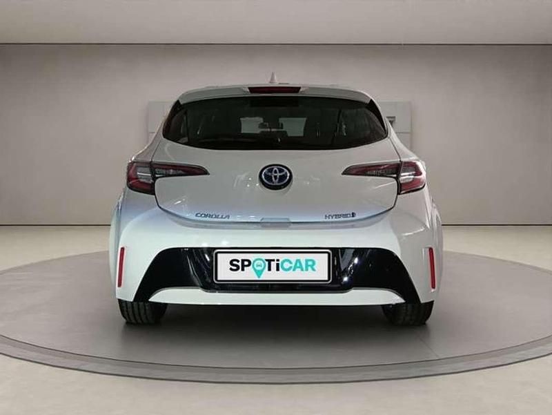 Usado Toyota Corolla Business Edition 122 CV (89 kW) 2019 Blanco Utilitario