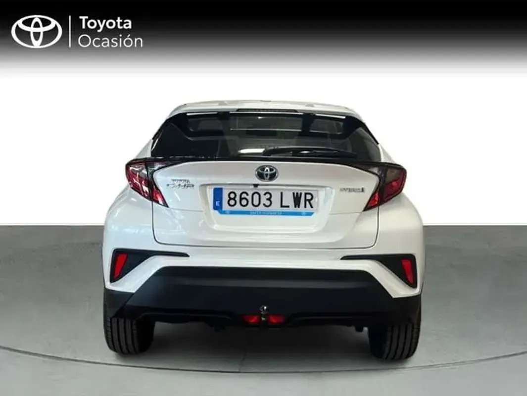 Usado Toyota C-HR Advance 122 CV (89 kW) 2022 Blanco SUV