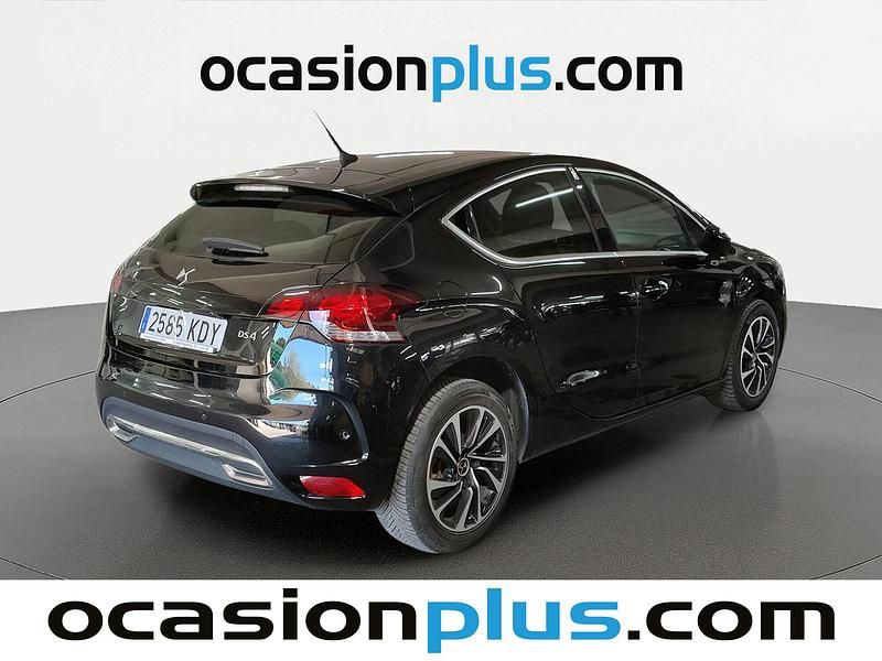 Usado DS Automobiles DS4 Style 120 CV (88 kW) 2017 Negro