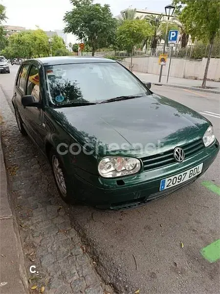 Usado VW Golf IV GTI 150 CV (110 kW) 2000 Verde Berlina