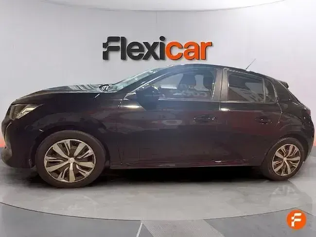 Usado Peugeot 208 Active 75 CV (55 kW) 2020 Negro Utilitario