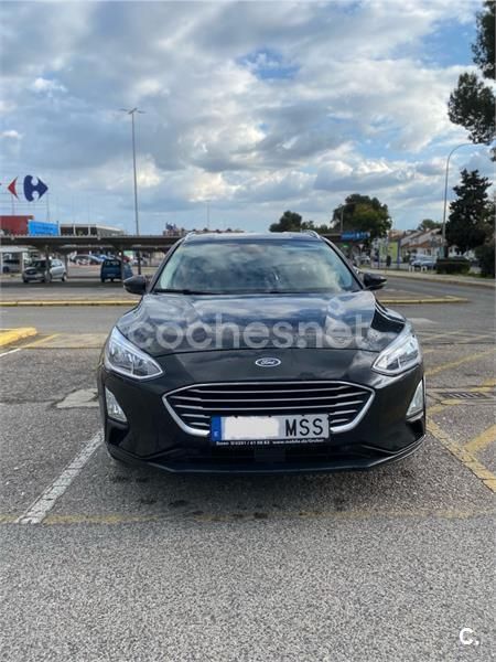 Usado Ford Focus Trend 95 CV (69 kW) 2020 Negro Berlina