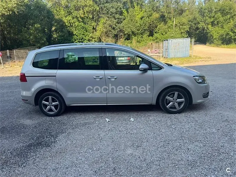 Usado VW Sharan Advance 170 CV (125 kW) 2011 Gris / plata Monovolumen