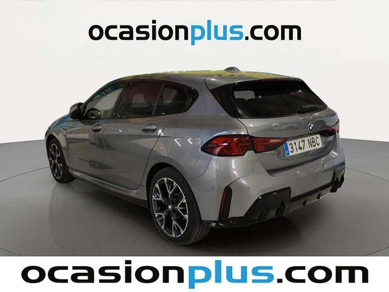 Usado BMW 116 170 CV (125 kW) 2025 Gris Utilitario