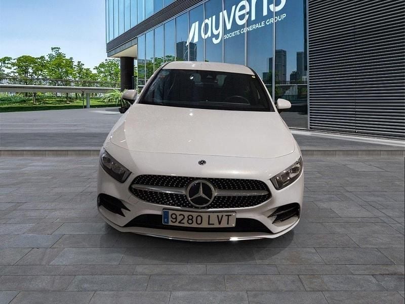 Usado Mercedes A180 136 CV (100 kW) 2021 Blanco Utilitario
