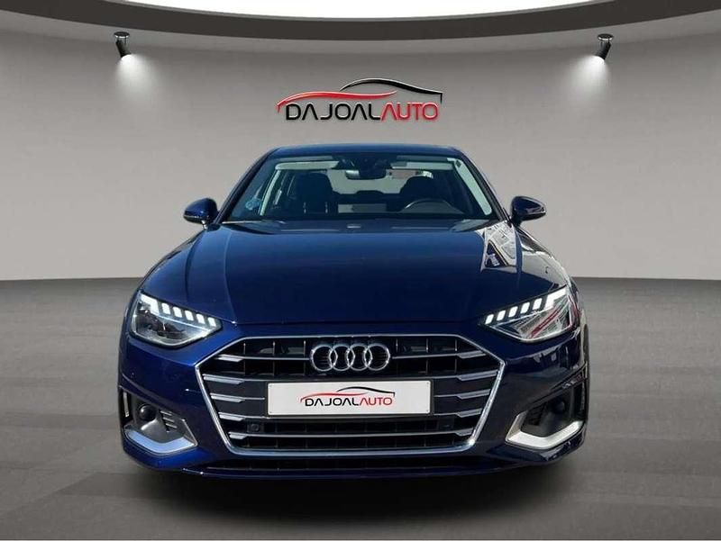 Usado Audi A4 Advanced Plus 136 CV (100 kW) 2022 Azul Berlina