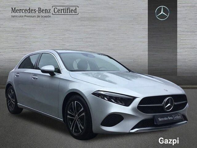 Usado Mercedes A200 Progressive 150 CV (110 kW) 2024 Plata iridio Berlina