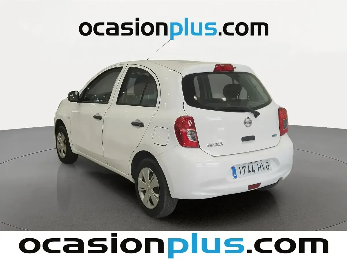 Używany Nissan Micra 80 KM (58 kW) 2014 Biały Hatchback
