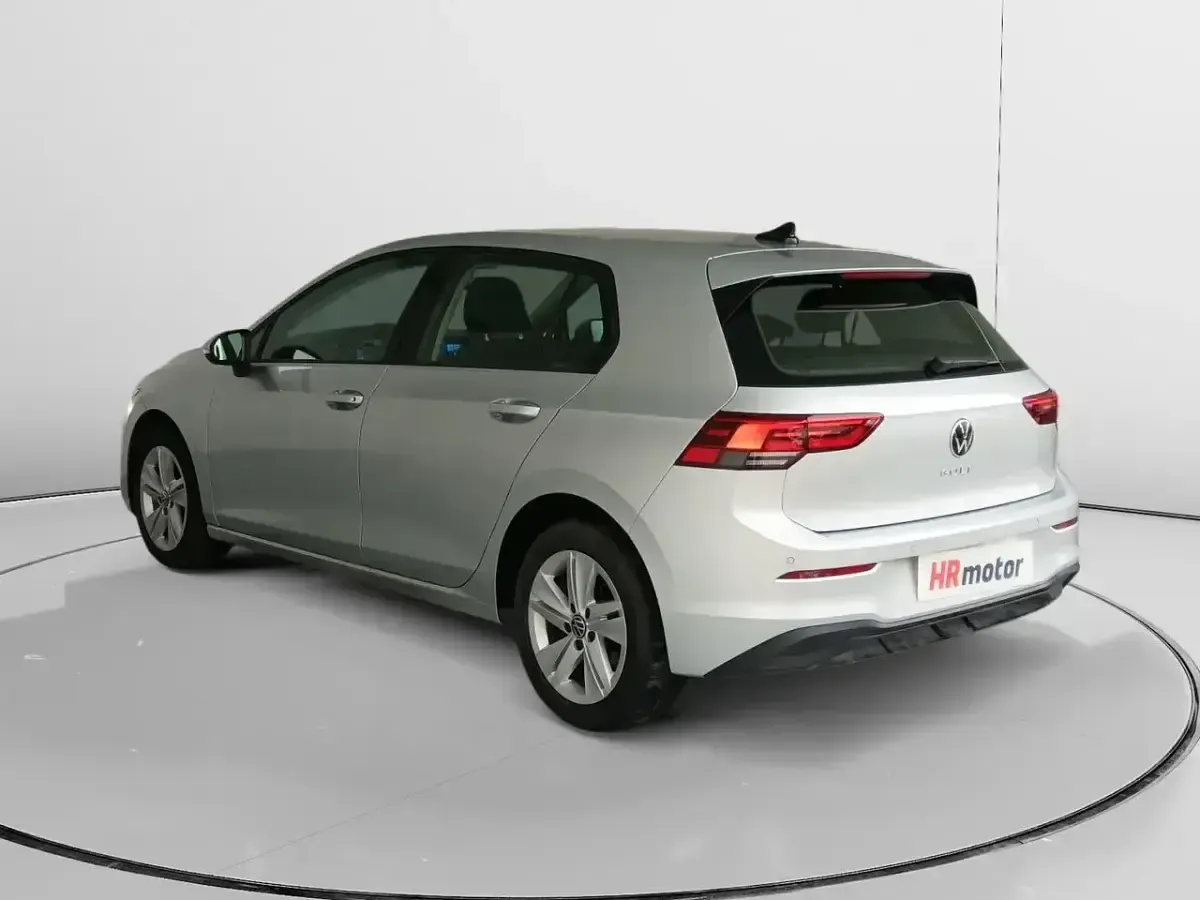 Usado VW Golf VIII Life 110 CV (80 kW) 2024 Gris