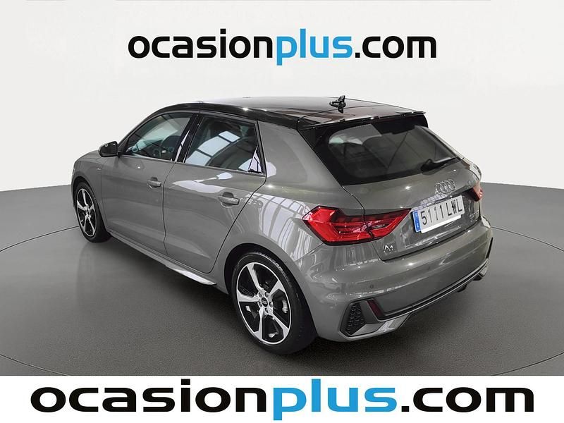Usado Audi A1 S-Line 110 CV (80 kW) 2022 Gris SUV