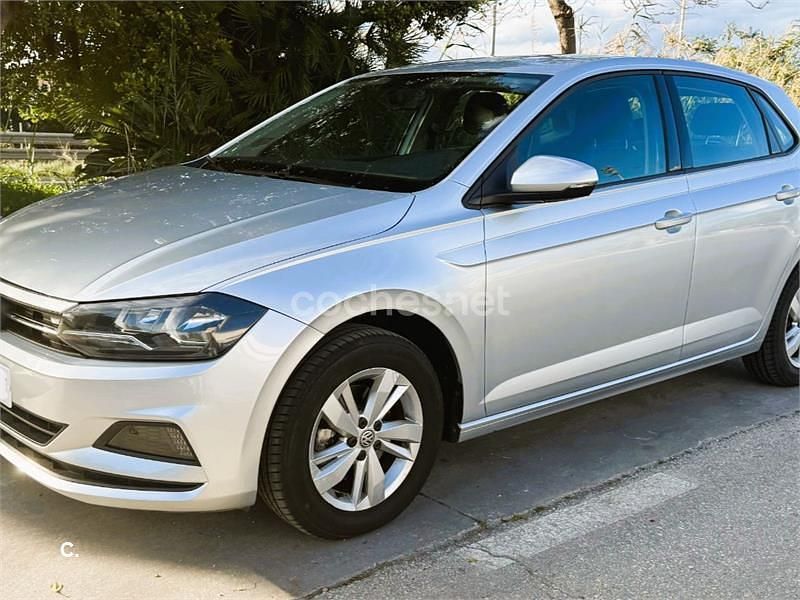 Usado VW Polo Advance 95 CV (69 kW) 2020 Gris / plata Utilitario