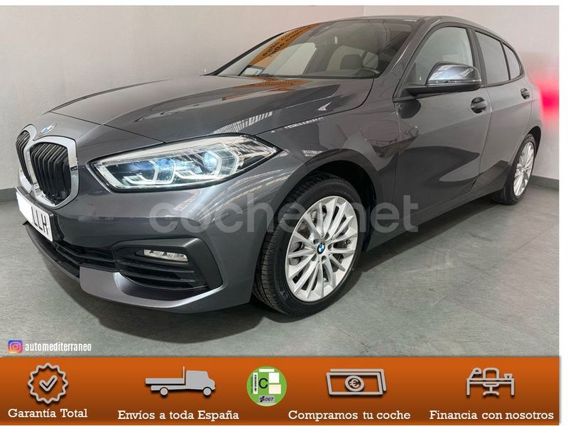 Usado BMW 118 Sport Line 136 CV (100 kW) 2021 Gris Utilitario