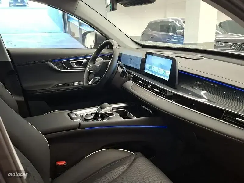 Usado Ebro s700 Luxury 147 CV (108 kW) 2026 Gris SUV