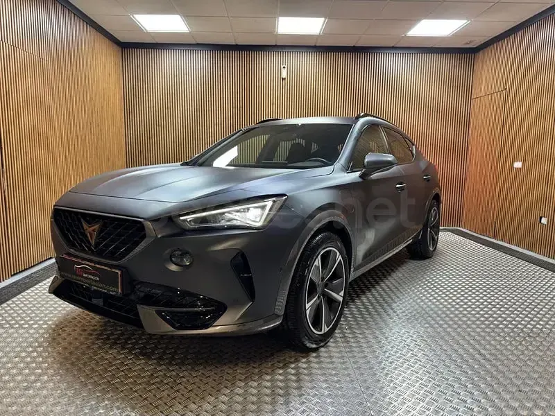 Usado Cupra Formentor 204 CV (150 kW) 2023 Gris / plata SUV
