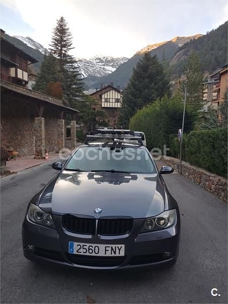Usado BMW 320 150 HP (110 kW) 2007 Cinzento Sedan