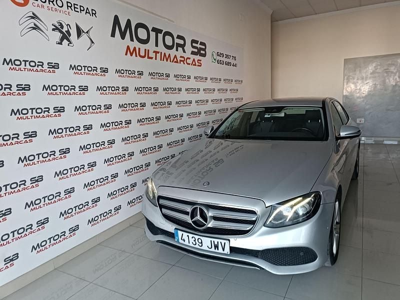 Usado Mercedes E350 258 CV (189 kW) 2017 Gris Berlina