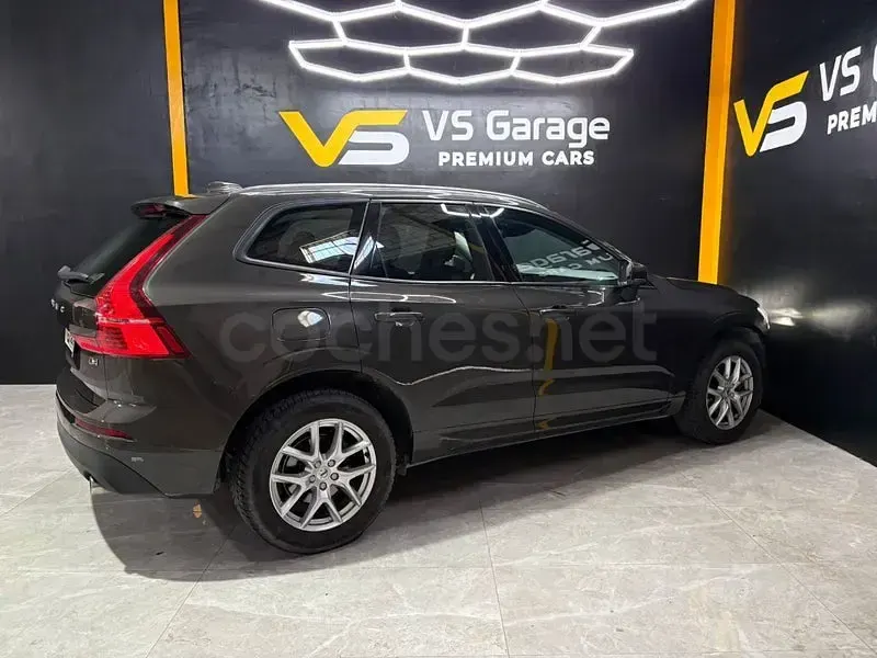Usado Volvo XC60 Business Edition 190 CV (139 kW) 2020 Gris / plata SUV