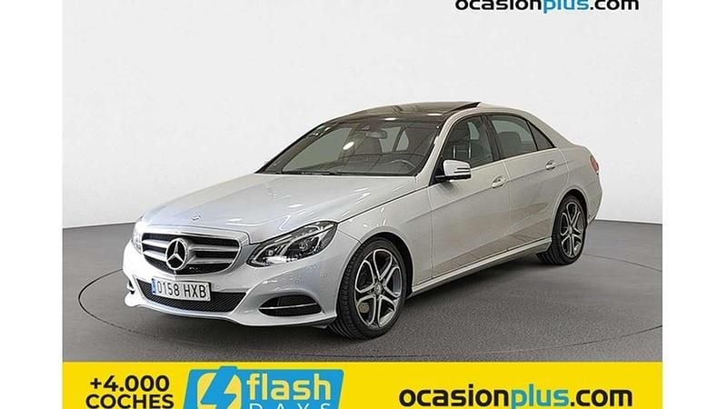 Plateado Usado 2014 Mercedes E300 Avantgarde Berlina | 16.300 € (Precio justo) - Imagen 1/4