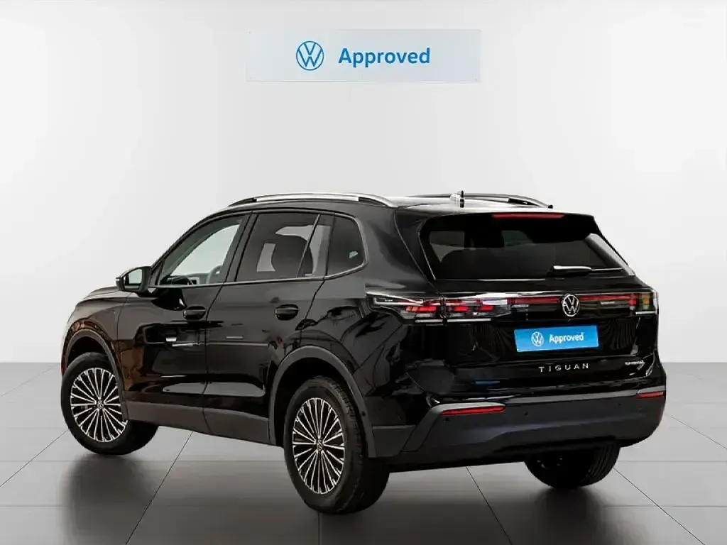 Usado VW Tiguan Life 204 CV (150 kW) 2026 Negro SUV