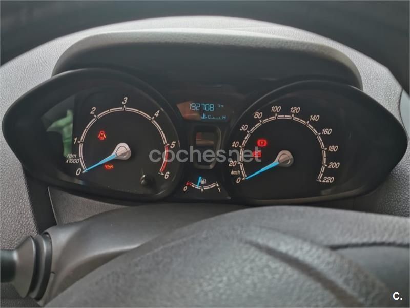 Etiqueta b (amarilla) Usado 2015 Ford Tourneo Courier Ambiente Monovolumen | 7500 € (Precio justo) - Imagen 1/4
