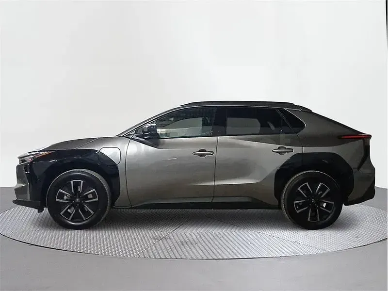 Usado Toyota bZ4X Advance 2026 Eléctrico SUV
