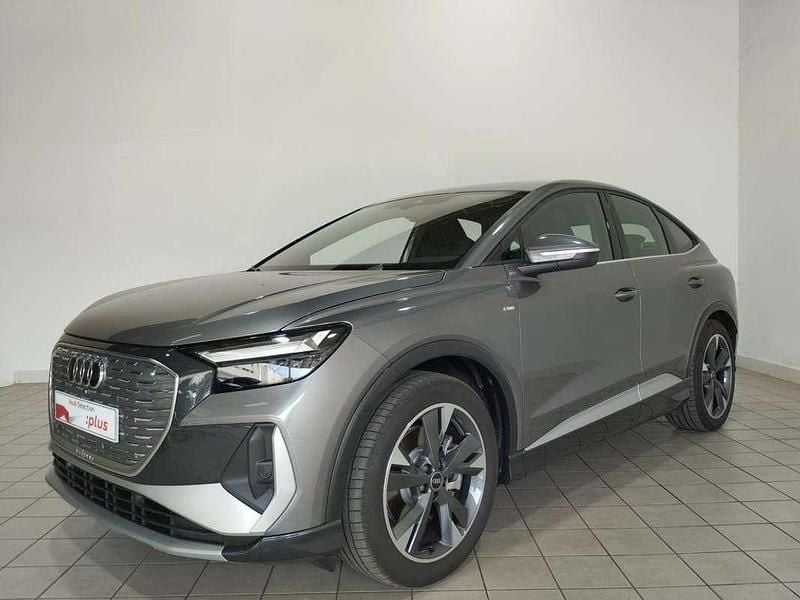 Gris Usado 2025 Audi Q4 Sportback e-tron SUV | 44.700 € (Precio justo) - Imagen 1/4