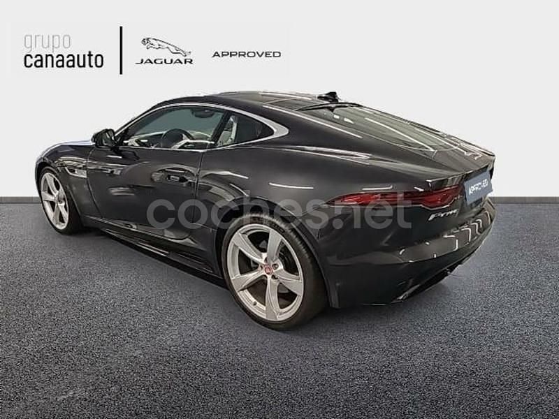 Usado Jaguar F-Type R-Dynamic 300 CV (220 kW) 2021 Gris / plata Coupe