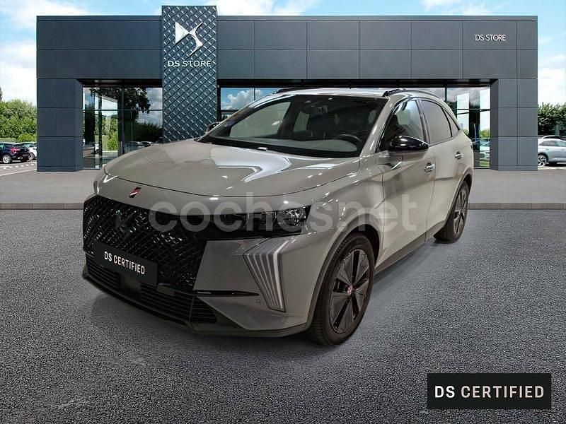 Gris Usado 2023 DS Automobiles DS7 Crossback Performance SUV | 33.490 € (Caro) - Imagen 1/4