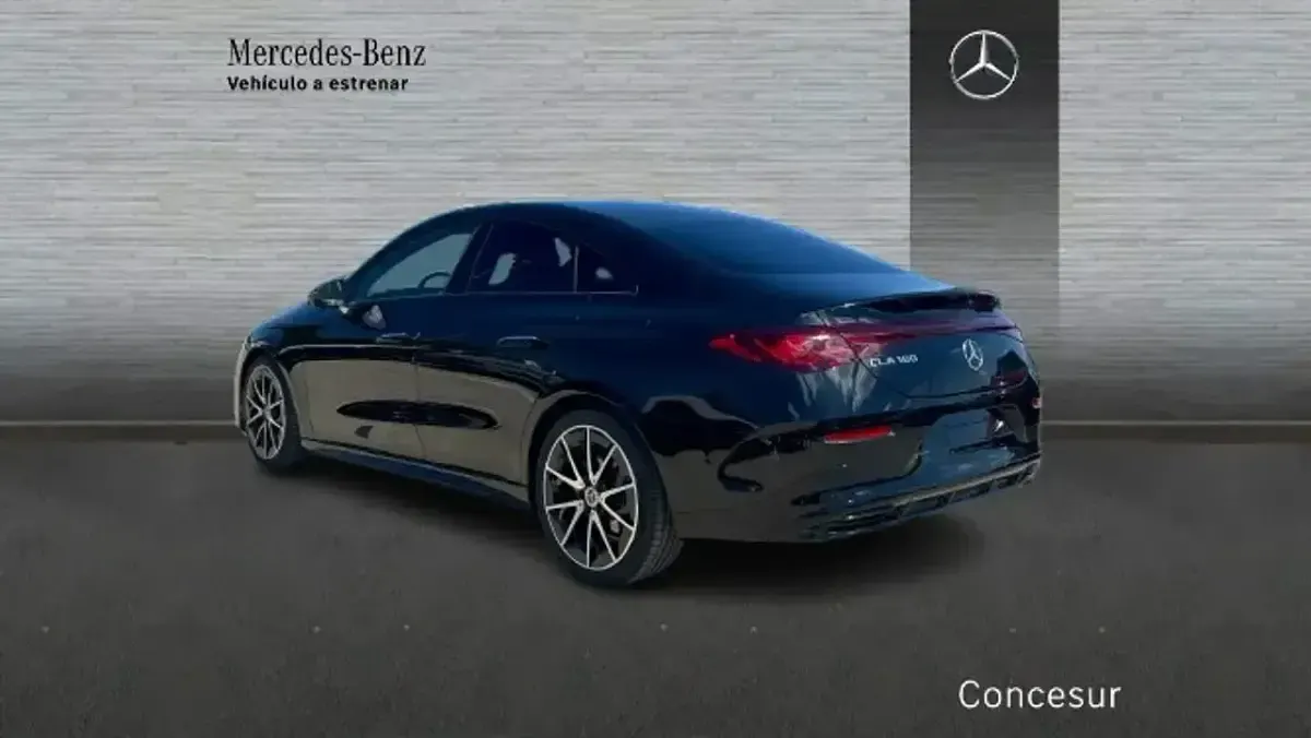 Nuevo Mercedes CLA180 136 CV (100 kW) 2026 Negro Berlina